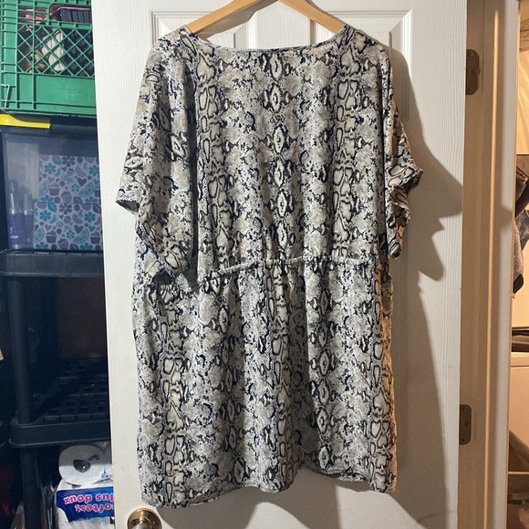 Xxl Mario Serrani Cover-up - Picture 2 of 5